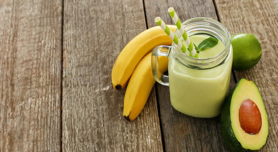 Avocado Banana Shake as Recommended by a Holistic Nutiritonist