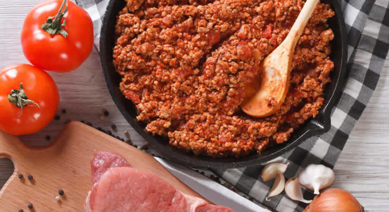 Ground Beef with Green Beans & Tomato Sauce Recipe